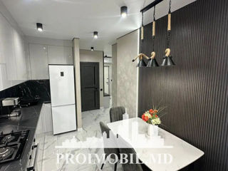 Apartament cu 2 camere, 60 m², Centru, Chișinău foto 2