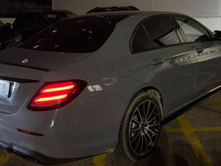 Mercedes E-Class foto 11