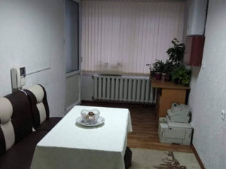 Apartament cu 4 camere, 50 m², Poșta Veche, Chișinău foto 5