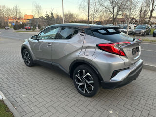 Toyota C-HR foto 7