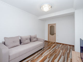 Apartament cu 2 camere, 60 m², Botanica, Chișinău foto 3