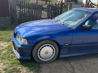 BMW 3 Series фото 5