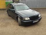 Mercedes C Class foto 2