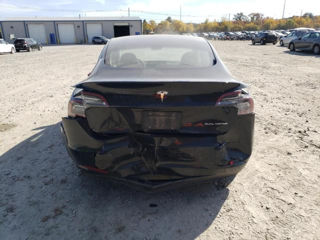 Tesla Model 3 foto 5