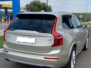 Volvo XC90 foto 4