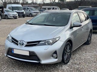 Toyota Auris foto 1