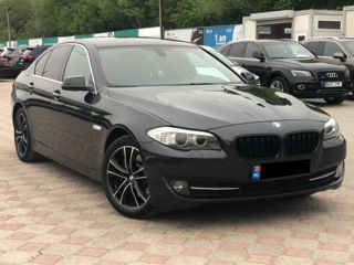 BMW 5 Series foto 5