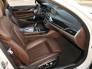 BMW 7 Series foto 6