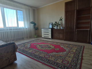 Apartament cu 1 cameră, 40 m², Buiucani, Chișinău foto 2