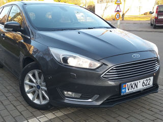 Ford Focus foto 2