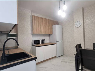 Apartament cu 2 camere, 50 m², Centru, Chișinău foto 5