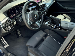 BMW 5 Series foto 8