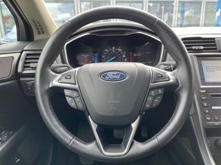 Ford Fusion foto 11