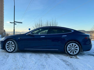 Tesla Model S foto 4