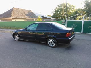 BMW 3 Series foto 7