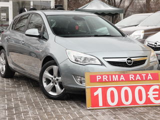 Opel Astra foto 1