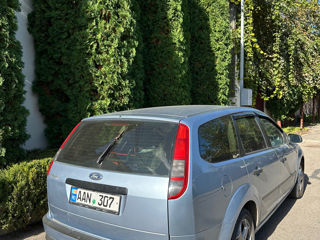 Ford Focus foto 4