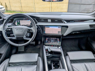 Audi e-tron foto 9