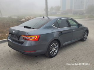 Skoda Superb foto 6