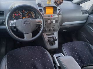 Opel Zafira foto 8