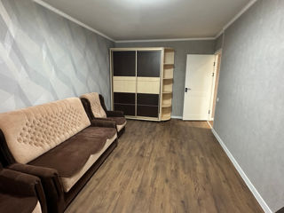 Apartament cu 2 camere, 43 m², Botanica, Chișinău foto 4