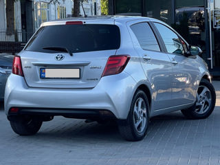 Toyota Yaris foto 3