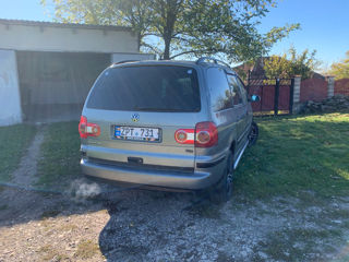 Volkswagen Sharan foto 4