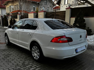 Skoda Superb foto 8