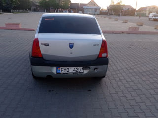 Dacia Logan foto 8