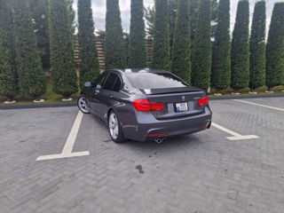 BMW 3 Series foto 4