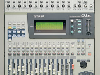 Mixer digital YAMAHA