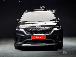 KIA Carnival фото 2