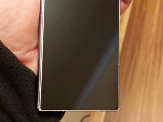 Samsung Galaxy Z Fold 6, 12/512 Gb in stare ideală. foto 2