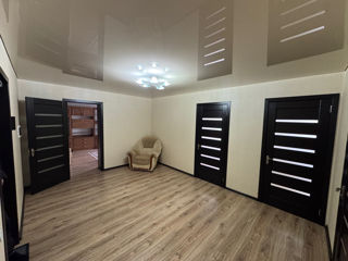 2-комн. кв., 80 м², 4/7 эт.