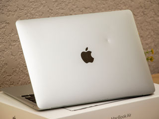 MacBook Air Retina 2020/ Apple M1/ 8Gb Ram/ 256Gb SSD/13.3" Retina/ 351Cycles!! foto 9