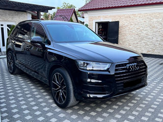 Audi Q7 foto 1