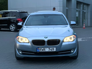 BMW 5 Series foto 2