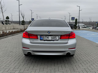 BMW 5 Series foto 5