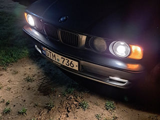 BMW 5 Series foto 8