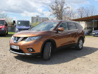 Nissan X-Trail foto 2