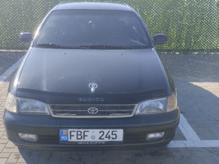 Toyota Carina foto 6