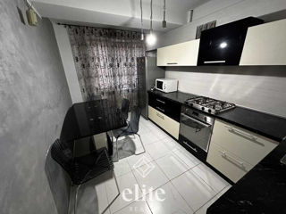 Apartament cu 2 camere, 61 m², Poșta Veche, Chișinău foto 2