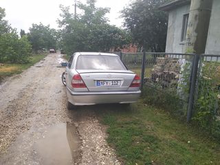 Mercedes C Class foto 3