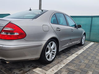 Mercedes E-Class foto 7