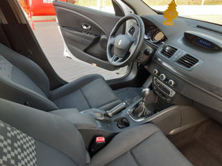 Renault Megane foto 9