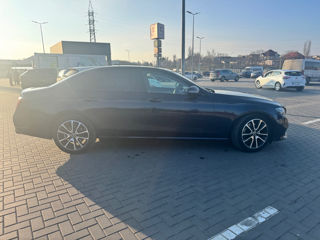 Mercedes E-Class foto 3