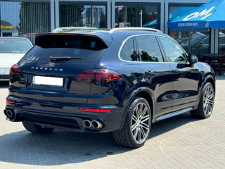 Porsche Cayenne foto 4