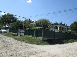 Casa la Calarasi, 6 ari, reparatie, mobila, tehnica, garaj, canalizare orasaneasca, gradina! foto 2