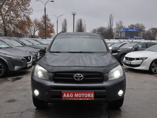 Toyota Rav 4 foto 2