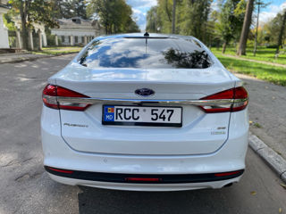 Ford Fusion foto 5